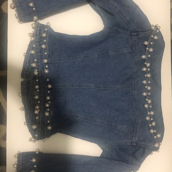 Jean jacket - Picture 2 of 3